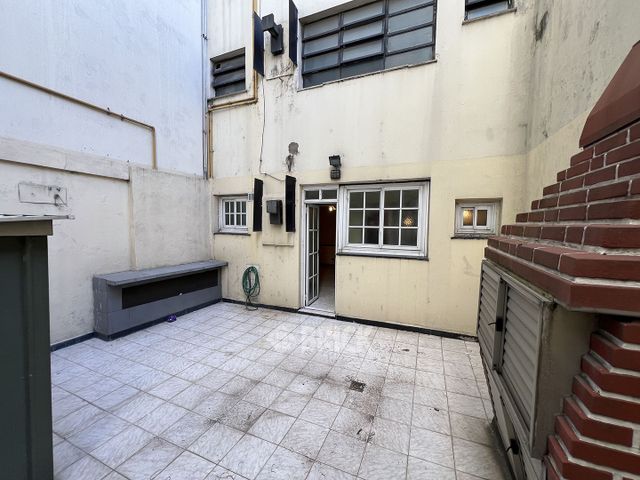 SAN JUAN, AV. al 1400 Piso PB 20