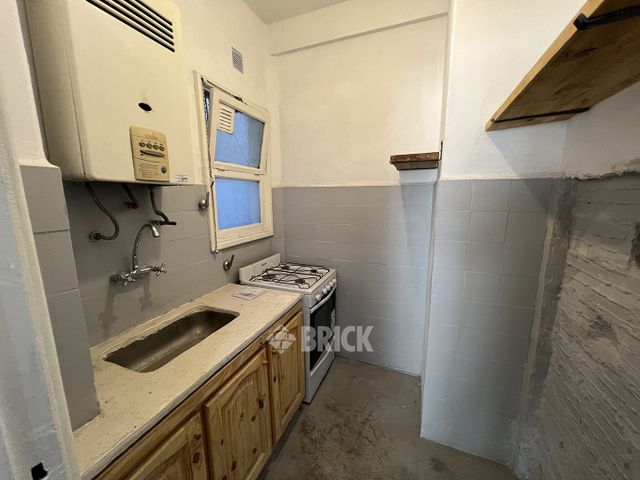 SAN JUAN, AV. al 3800 Piso 1 5