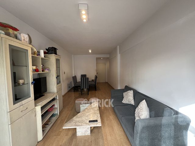 ALVAREZ, DONATO, T. GRAL. al 400 Piso 7 3