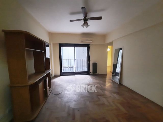 BERUTI al 4600 Piso 2 3