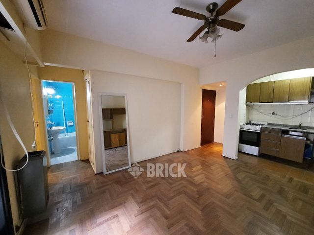 BERUTI al 4600 Piso 2 5