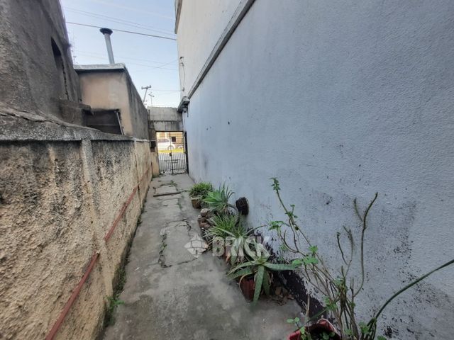 LAMADRID, AV. al 1600 59
