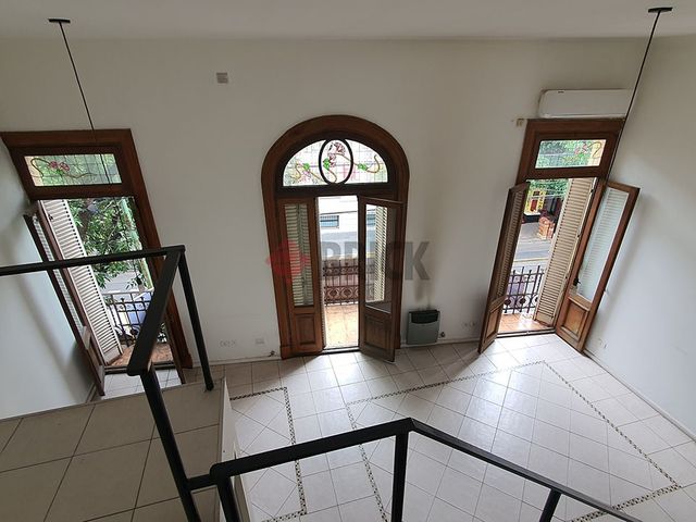 BORGES, JORGE LUIS al 2000 Piso 1 4