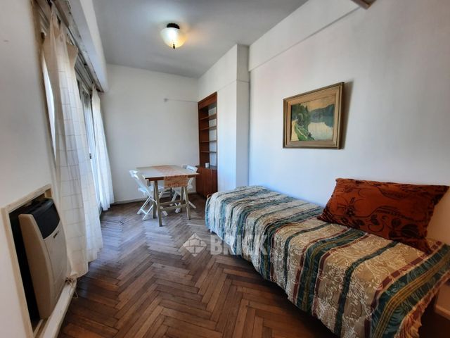 CABILDO, AV. al 1600 Piso 12 4