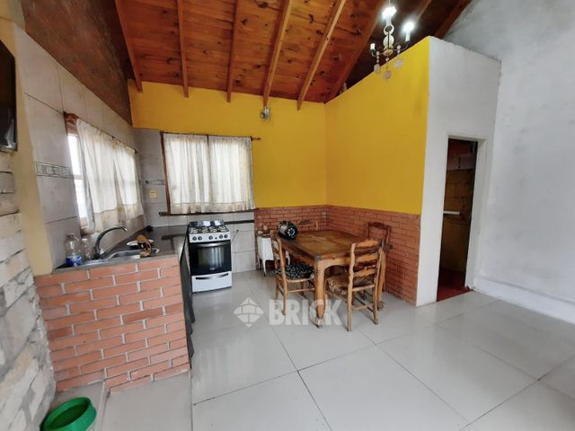 ACHA, GENERAL al 1400 Piso PB 18