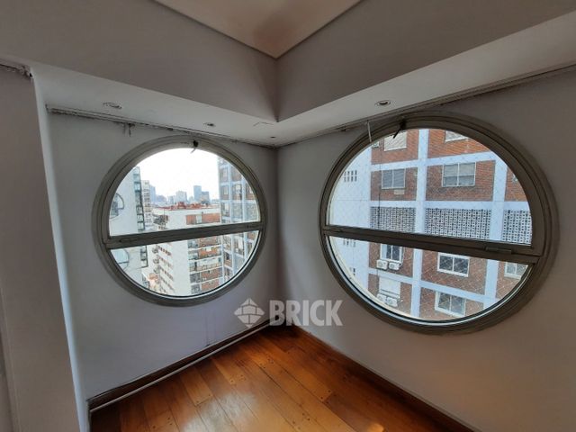 TALCAHUANO al 900 Piso 18 5