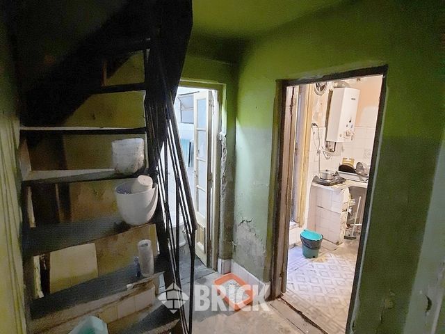LAPRIDA al 1200 Piso PB 14