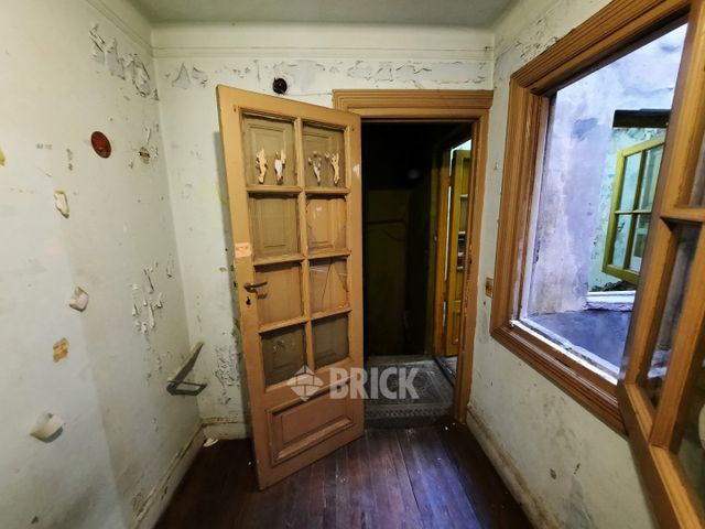 LAPRIDA al 1200 Piso PB 24