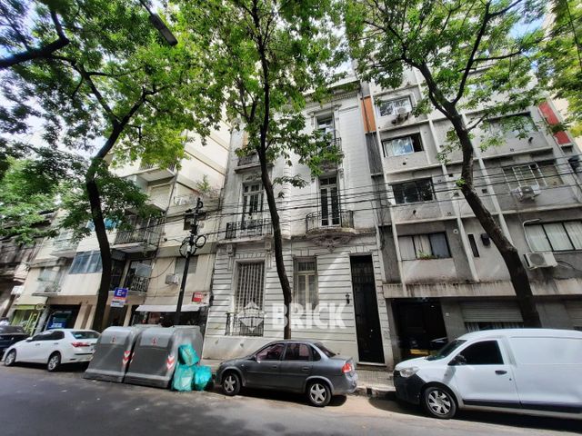 LAPRIDA al 1200 Piso PB 30