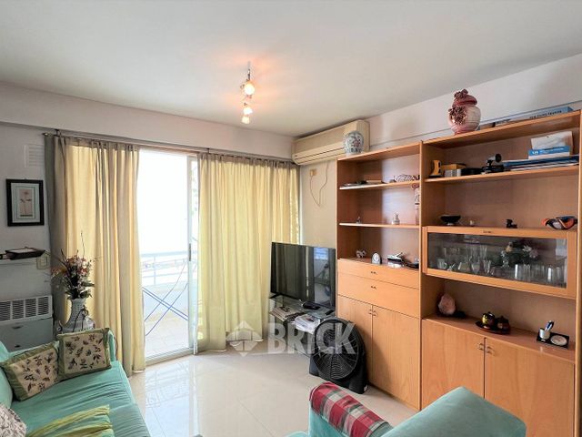 AVELLANEDA, AV. al 1700 Piso 7 3