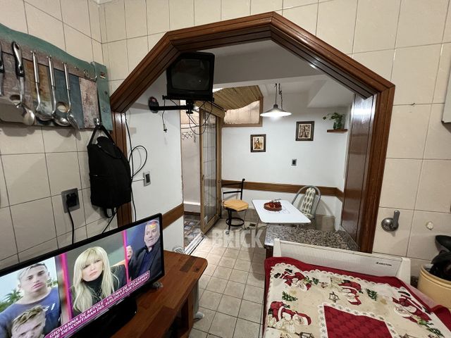 MEDRANO, AV. al 600 Piso 1 18