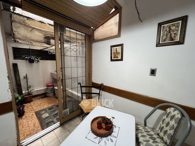 MEDRANO, AV. al 600 Piso 1 22