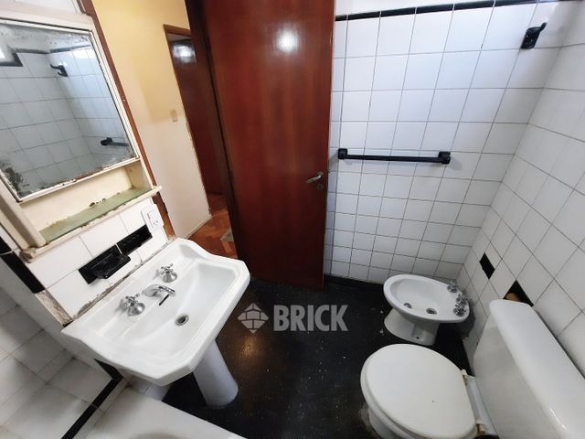 MITRE, BARTOLOME al 2200 Piso 9 11