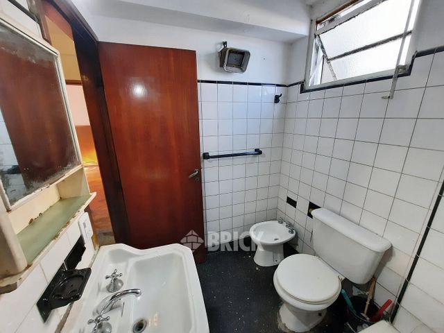 MITRE, BARTOLOME al 2200 Piso 9 12