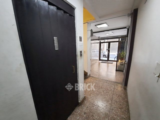MITRE, BARTOLOME al 2200 Piso 9 23