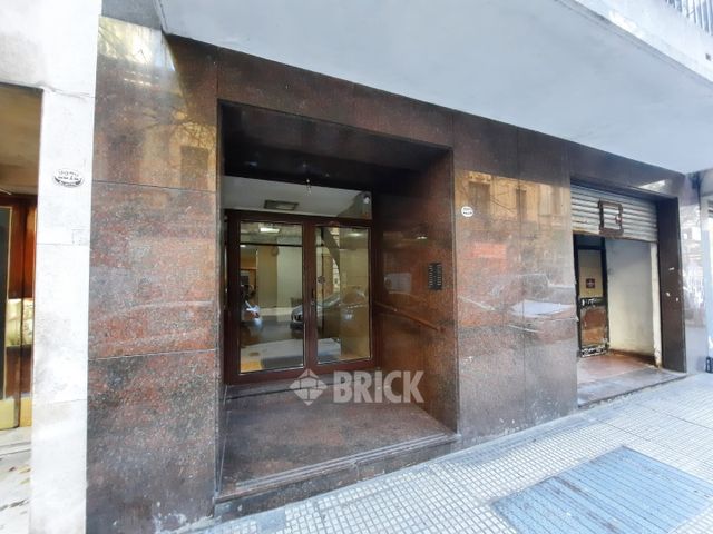 MITRE, BARTOLOME al 2200 Piso 9 25