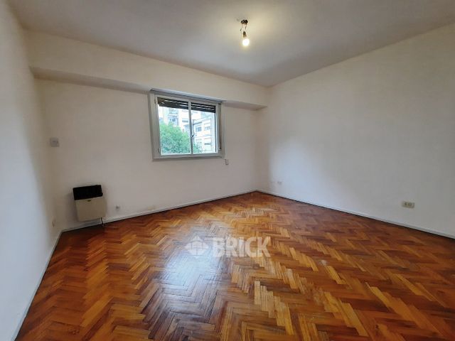 AGUERO al 1600 Piso 8 1
