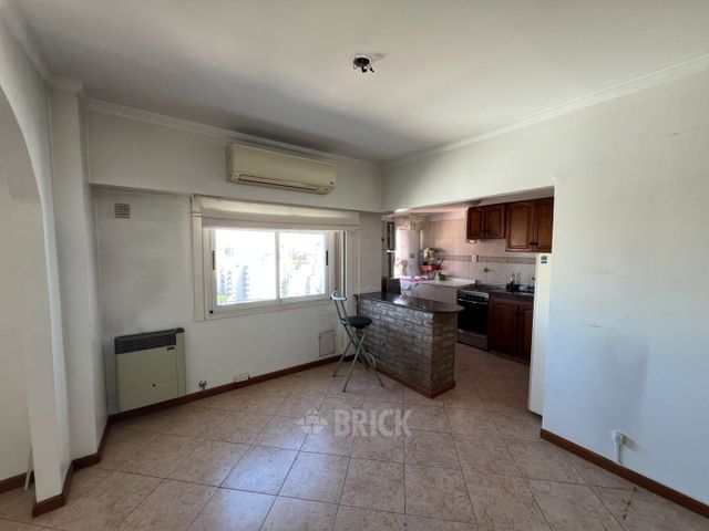 AVELLANEDA, AV. al 2100 Piso 12 3