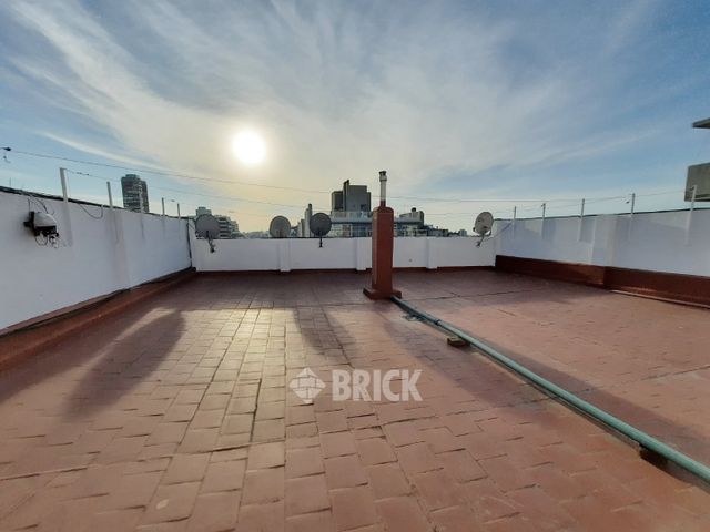 OLLEROS, AV. al 1600 Piso 8 18