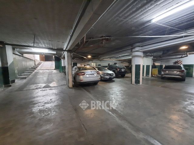 OLLEROS, AV. al 1600 Piso 8 21