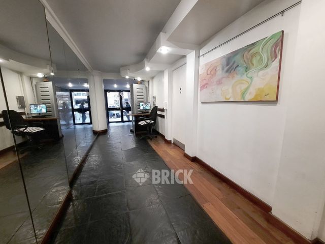 OLLEROS, AV. al 1600 Piso 8 22