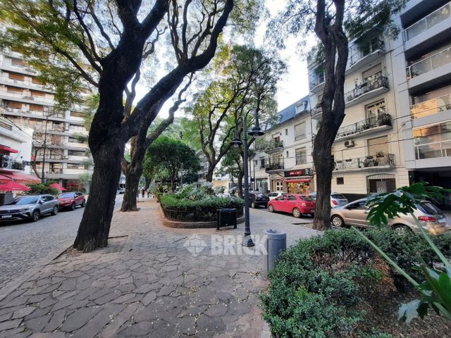 OLLEROS, AV. al 1600 Piso 8 30
