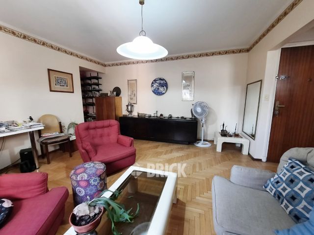 OLLEROS, AV. al 1600 Piso 8 5