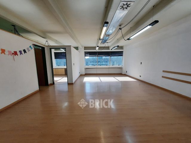 CORRIENTES, AV. al 1800 Piso 7 3