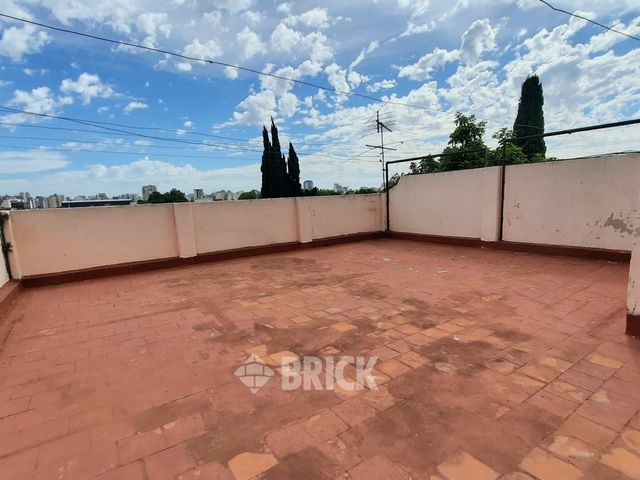 COBO, AV. al 1400 Piso 3 15
