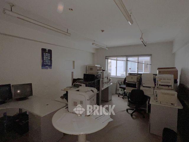 SUIPACHA al 400 Piso 7 4