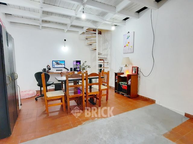 RODRIGUEZ, MANUEL al 1500 Piso 1 1