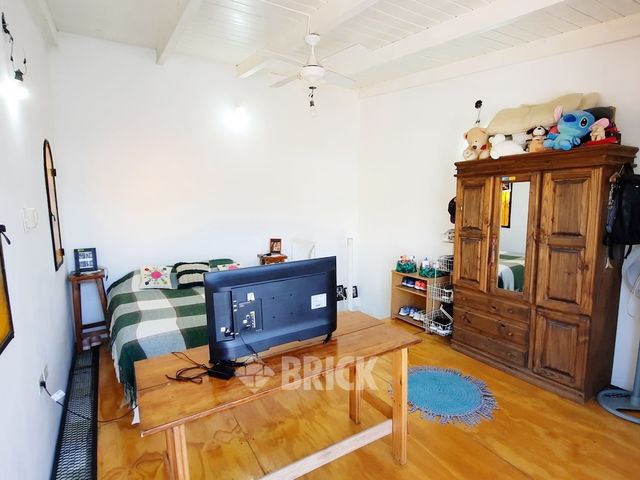 RODRIGUEZ, MANUEL al 1500 Piso 1 13