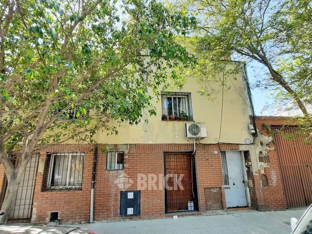 RODRIGUEZ, MANUEL al 1500 Piso 1 25