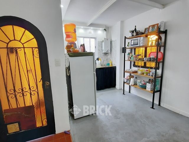 RODRIGUEZ, MANUEL al 1500 Piso 1 7