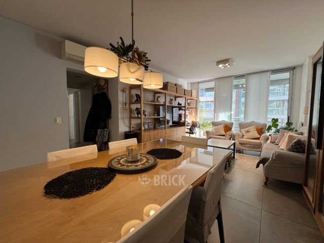 ALVAREZ, DONATO, T. GRAL. al 200 Piso 4 3