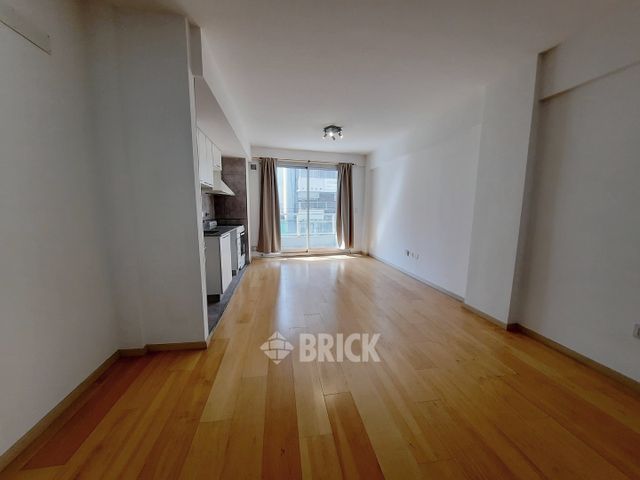 PARAGUAY al 3900 Piso 2 3