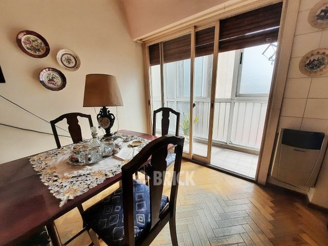 MITRE, BARTOLOME al 1100 Piso 6 3