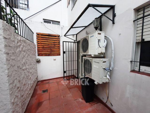 IRIGOYEN, GOBERNADOR al 400 Piso PB 10