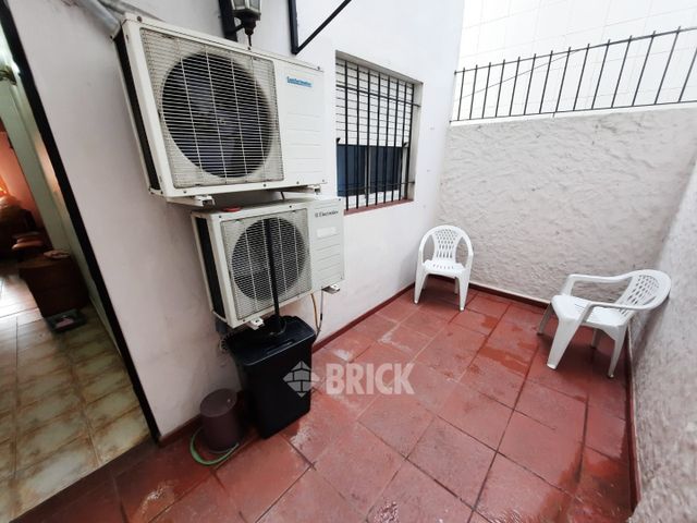 IRIGOYEN, GOBERNADOR al 400 Piso PB 11