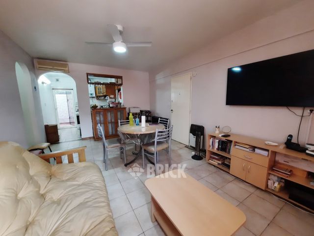 IRIGOYEN, GOBERNADOR al 400 Piso PB 4