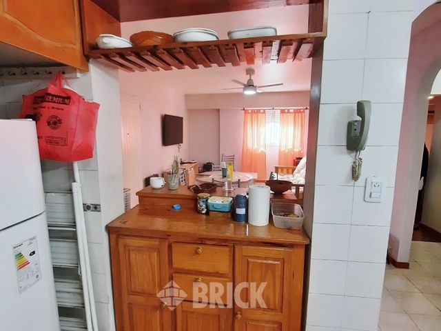 IRIGOYEN, GOBERNADOR al 400 Piso PB 8