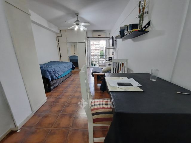 ECUADOR al 1300 Piso 8 14