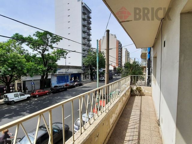 MOSCONI, AV. al 3200 Piso 1 6
