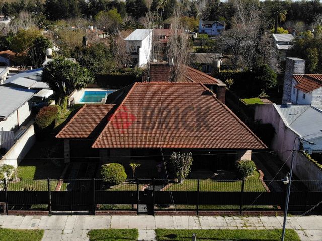 JOSE MARIA PAZ al 300 2