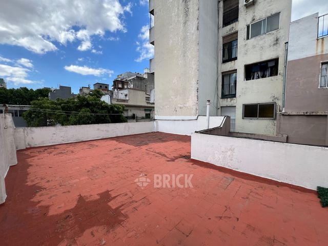 CHILE al 2500 Piso PB 27