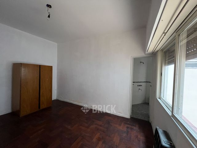 CHILE al 2500 Piso PB 35