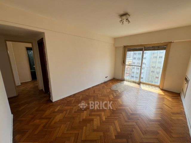 SARMIENTO al 2000 Piso 9 3