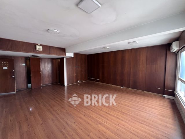BELGRANO, AV. al 1300 Piso 9 24
