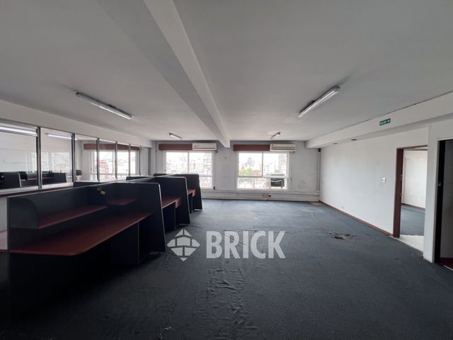 BELGRANO, AV. al 1300 Piso 9 33