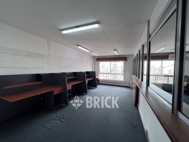 BELGRANO, AV. al 1300 Piso 9 36